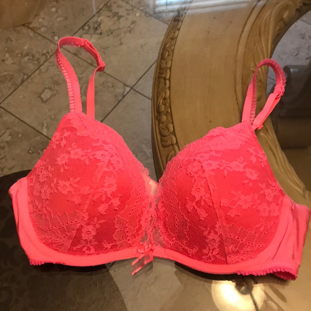 VICTORIA SECRET LACE PUSH-UP UNDERWIRE BRA